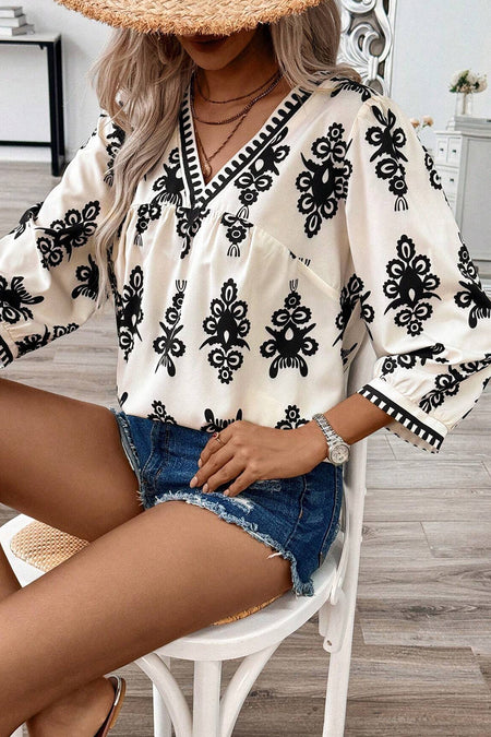 Printed 3/4 Sleeve V Neck Blouse