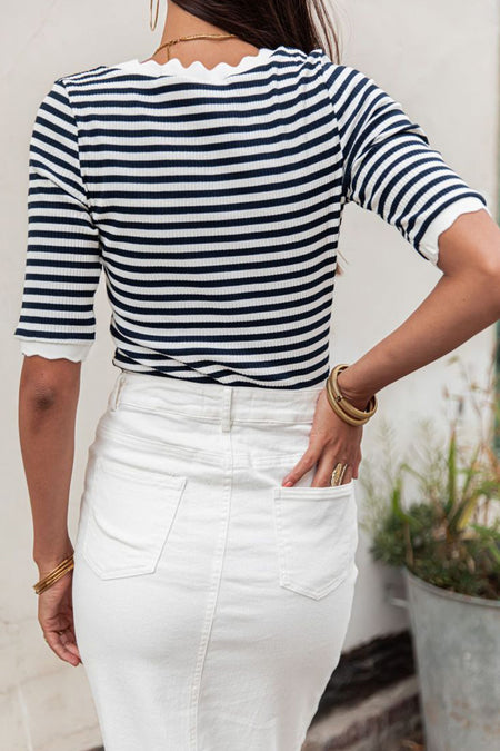 Striped Contrast Scallop Trim Half Sleeve T-shirt